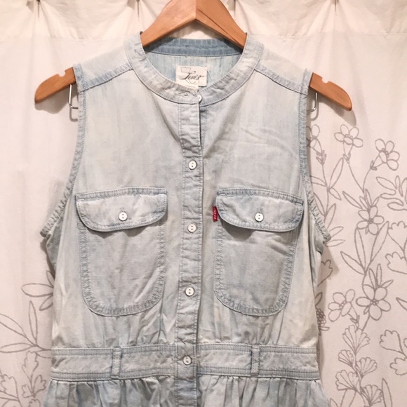 Levi’s Chambray Dress - Picture 2 of 3